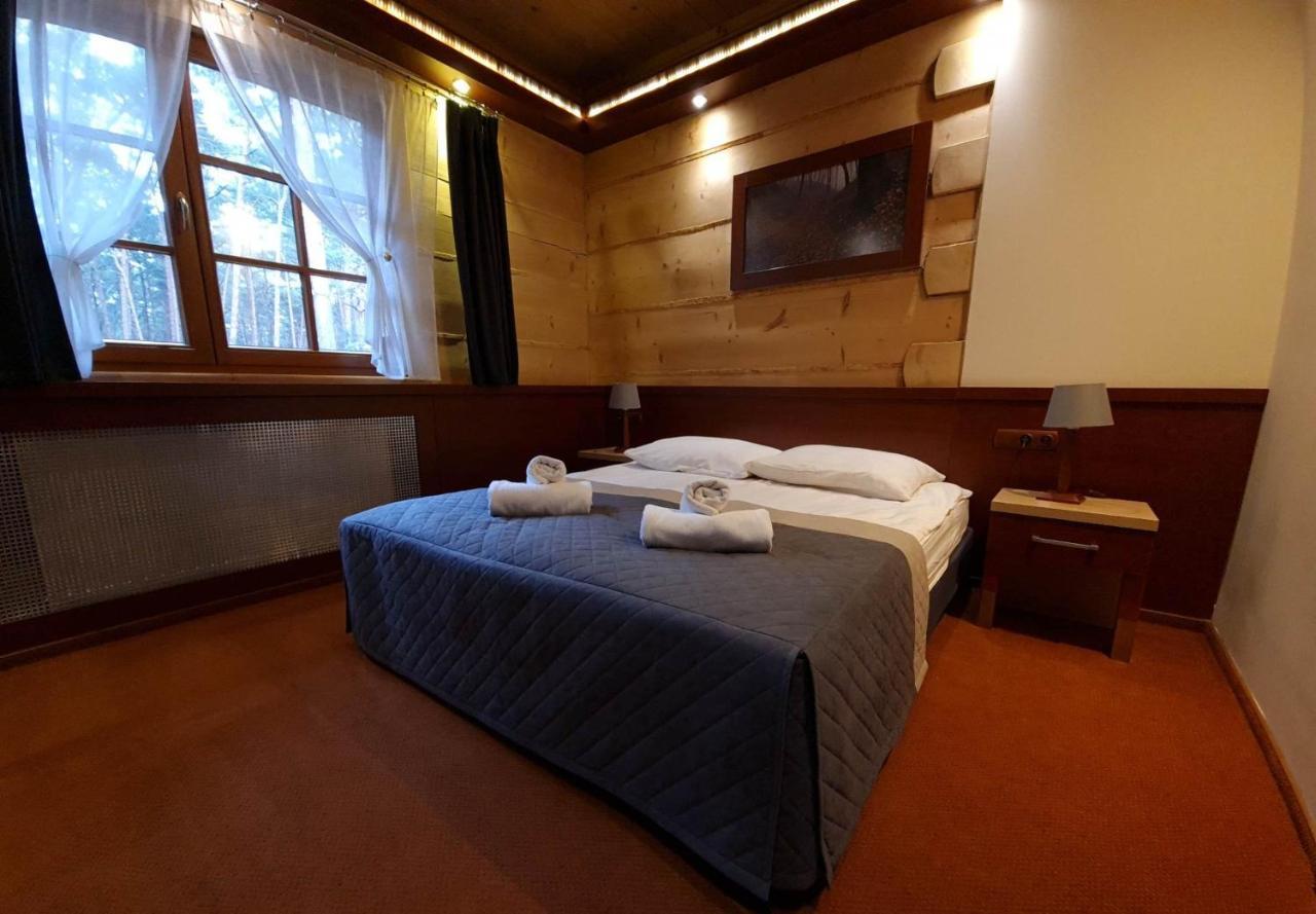 Hotel 365 Kielce Esterno foto