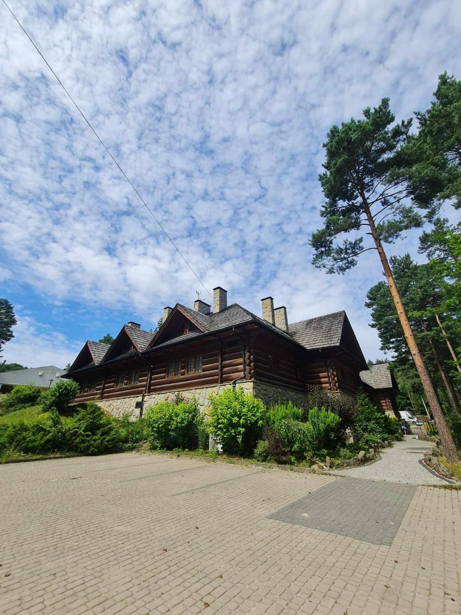 Hotel 365 Kielce Esterno foto