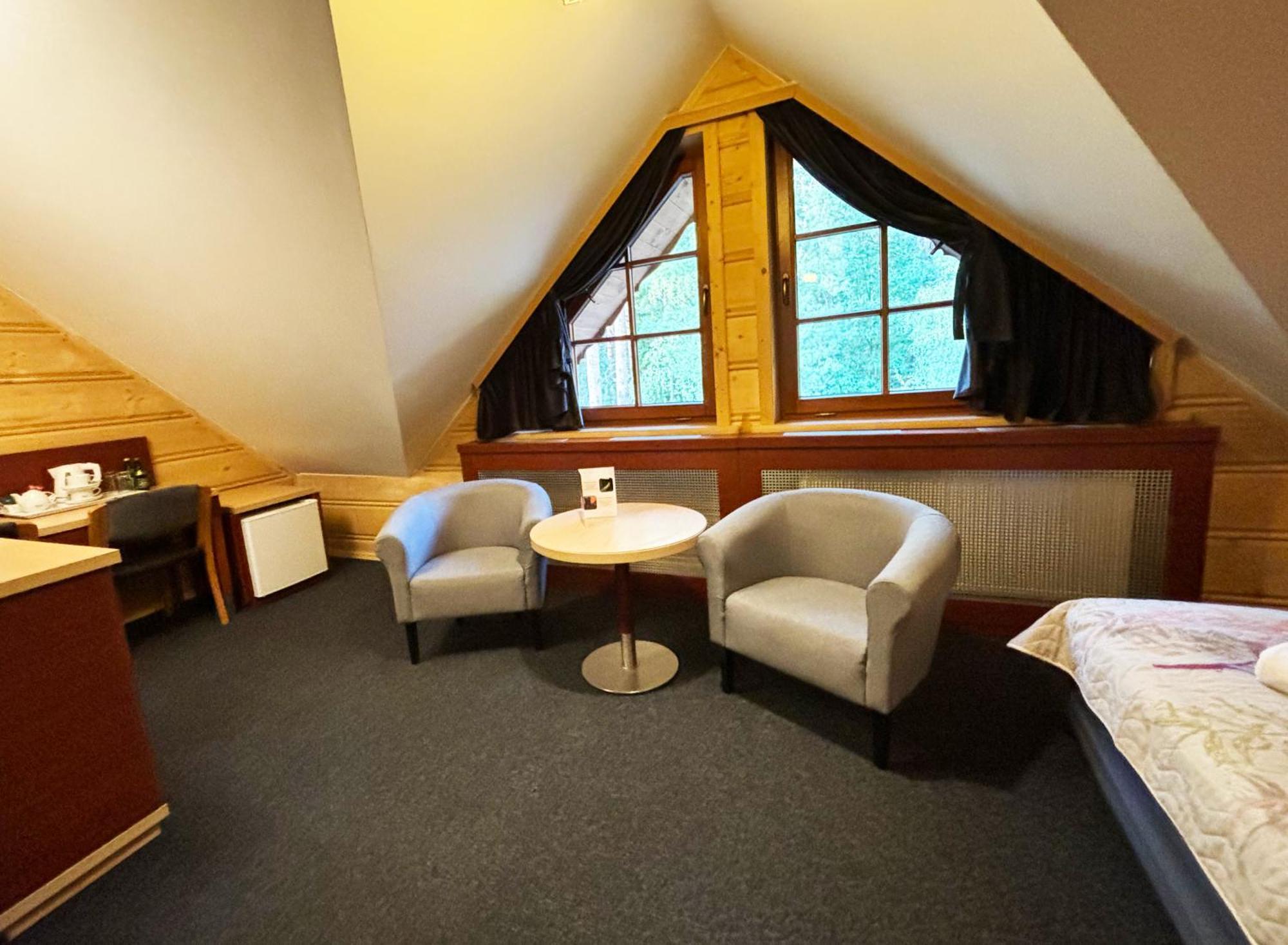 Hotel 365 Kielce Esterno foto